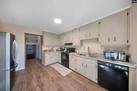 Kitchen - 1069 Fallaw Rd, Gaston, SC 29053 photo 1 of 2