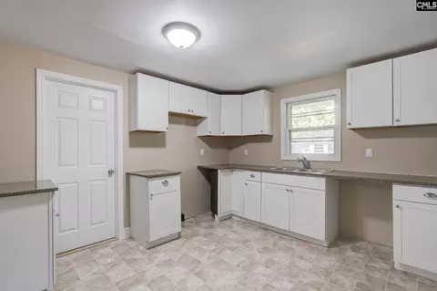Kitchen - 207 Hampton St E, Bethune, SC 29009 photo 1 of 1