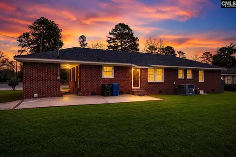 207 Woodhaven Dr, West Columbia, SC 29169