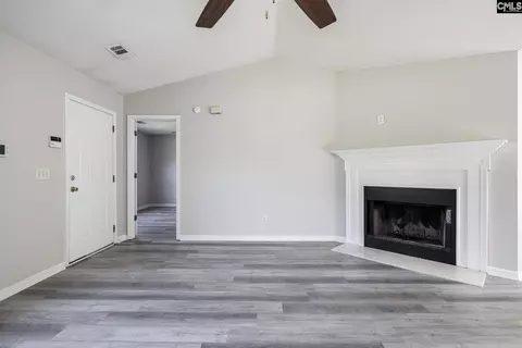 Living - 616 Railgate Loop, Lugoff, SC 29078 photo 2 of 5