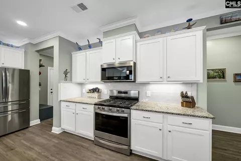 Kitchen - 303 Juniper Springs Rd, Gilbert, SC 29054 photo 2 of 3