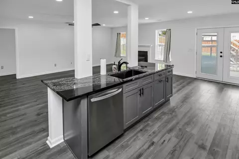 Kitchen - 48 Rustyred Ct, Chapin, SC 29036 photo 5 of 8