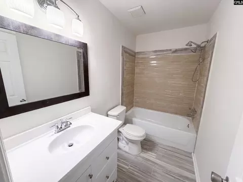 Bath - 13 Trinity Three Ct, Irmo, SC 29063 photo 2 of 2