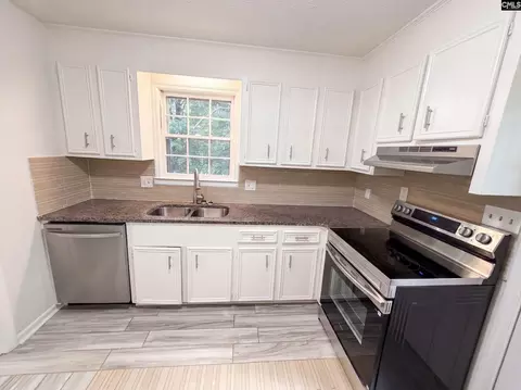 Kitchen - 13 Trinity Three Ct, Irmo, SC 29063 photo 1 of 1