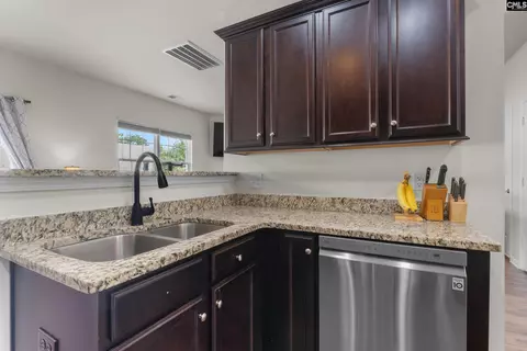 Kitchen - 534 Eagles Rest Dr, Chapin, SC 29036 photo 2 of 3