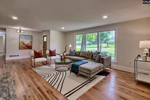 Living - 900 Michaelmas Ave, Cayce, SC 29033 photo 1 of 3
