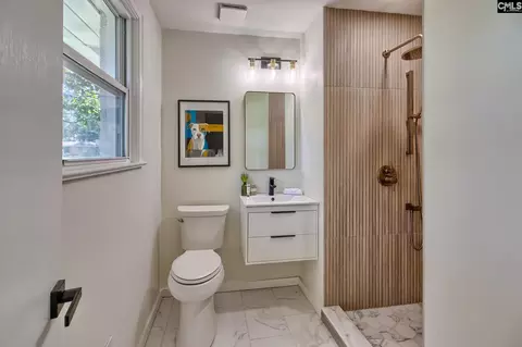 Bath - 900 Michaelmas Ave, Cayce, SC 29033 photo 1 of 5