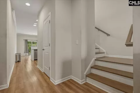 Entry Way - 2010 Silverwalk Ct, Duncan, SC 29334 photo 1 of 4