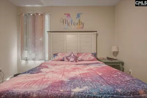 Bedroom - 2010 Silverwalk Ct, Duncan, SC 29334 photo 6 of 9