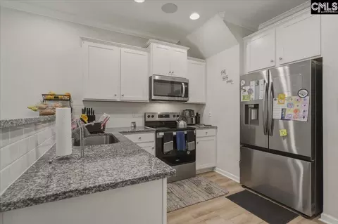Kitchen - 2010 Silverwalk Ct, Duncan, SC 29334 photo 1 of 2