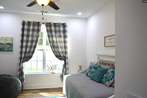 Bedroom - 331 Rolling Hills Rd, Ridgeway, SC 29130 photo 4 of 5