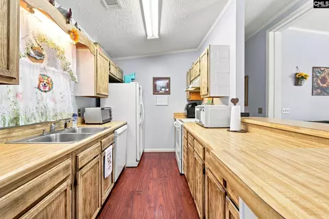 Kitchen - 132 Fox St, Gilbert, SC 29054 photo 1 of 1