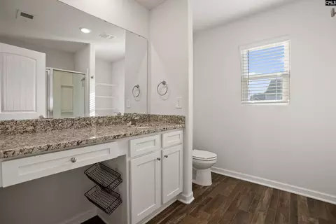 Bath - 409 Dawn Meadow Ct, Elgin, SC 29045 photo 2 of 4