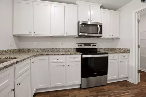 Kitchen - 409 Dawn Meadow Ct, Elgin, SC 29045 photo 4 of 4