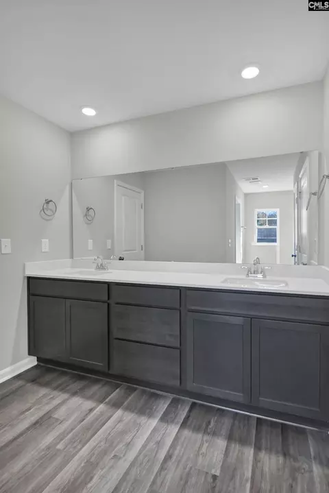 Bath - 130 Middlesex Ct, Lugoff, SC 29078 photo 1 of 1