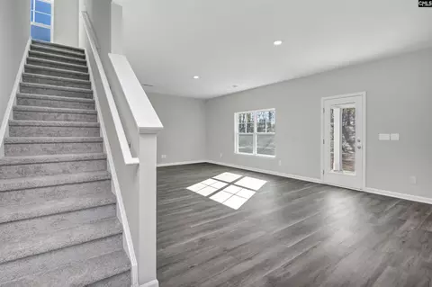 Living - 130 Middlesex Ct, Lugoff, SC 29078 photo 5 of 5