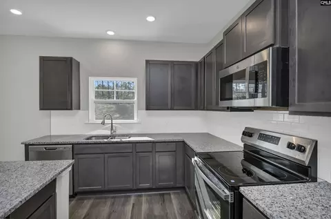 Kitchen - 130 Middlesex Ct, Lugoff, SC 29078 photo 1 of 4