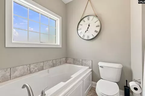 Bath - 8 Willbrook Dr, Lugoff, SC 29078 photo 2 of 4