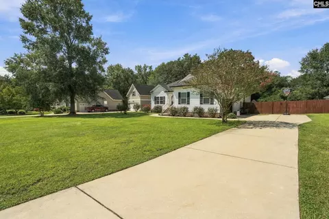 Exterior - 8 Willbrook Dr, Lugoff, SC 29078 photo 3 of 7