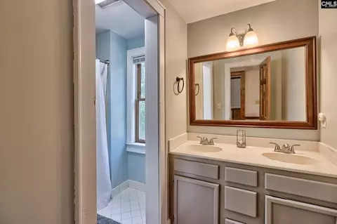 Bath - 919 Windy Rd, Gilbert, SC 29054 photo 2 of 4