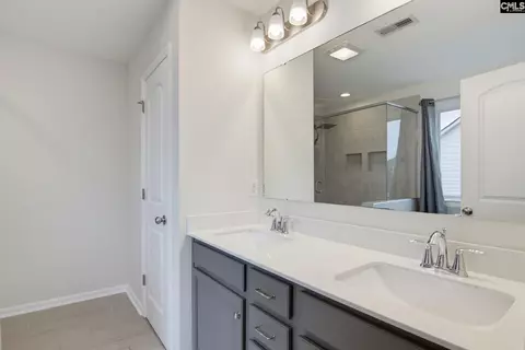Bath - 10150 Lakeshore Lakeshore Dr, Lancaster, SC 29720 photo 1 of 3