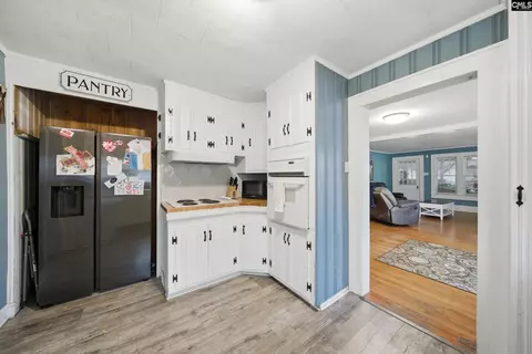 Kitchen - 495 Barnwell St, Springfield, SC 29146 photo 2 of 2