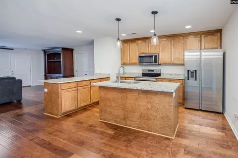 Kitchen - 3255 Oleander Dr, Sumter, SC 29154 photo 2 of 5