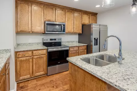 Kitchen - 3255 Oleander Dr, Sumter, SC 29154 photo 3 of 5