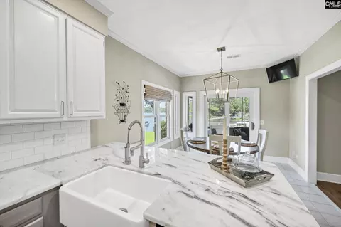 Kitchen - 1148 Point View Rd, Chapin, SC 29036 photo 3 of 6