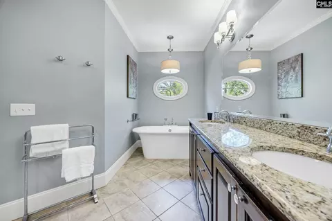 Bath - 1148 Point View Rd, Chapin, SC 29036 photo 2 of 9