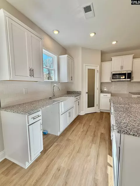 Kitchen - 110 Cub Ln, Elgin, SC 29045 photo 9 of 9