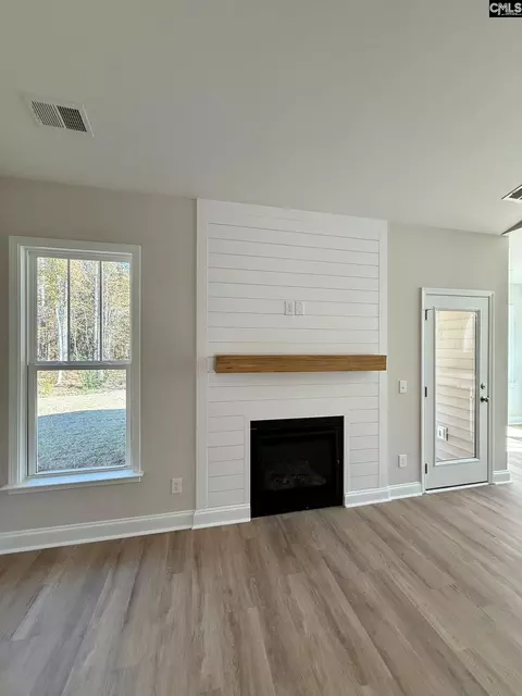 Living - 110 Cub Ln, Elgin, SC 29045 photo 6 of 7
