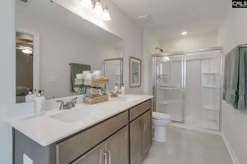 Bath - 210 Denington Dr, Elgin, SC 29045 photo 3 of 6