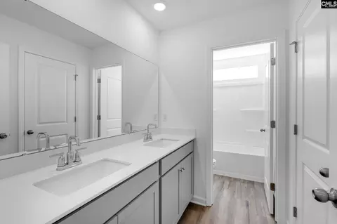 Bath - 1115 Swindon Ave, Gilbert, SC 29054 photo 1 of 2