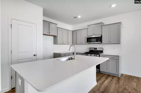 Kitchen - 1115 Swindon Ave, Gilbert, SC 29054 photo 3 of 3
