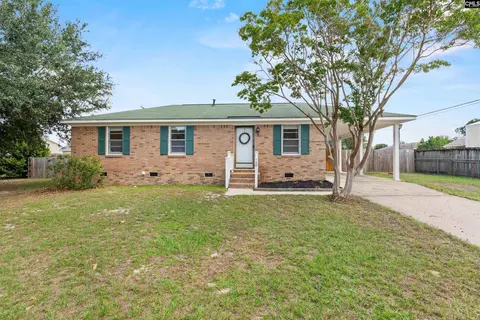 10 Cinda Leigh Ct, Lexington, SC 29073