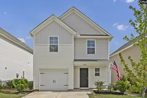 1064 Crescent Moon Loop, Hopkins, SC 29061