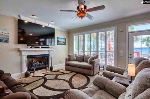Living - 145 Bay Pointe Dr, Chapin, SC 29036 photo 2 of 3