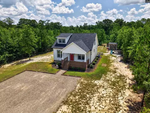 2215 Porter Rd, Cassatt, SC 29032