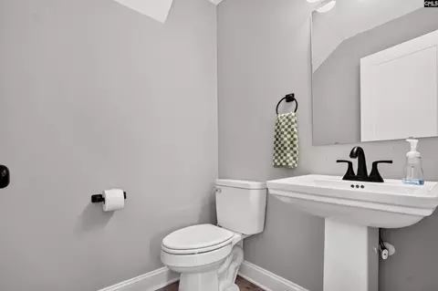 Bath - 2215 Porter Rd, Cassatt, SC 29032 photo 3 of 4