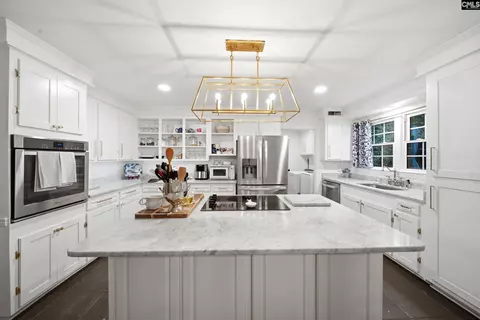 Kitchen - 14 Guyton Dr, Sumter, SC 29150 photo 3 of 4