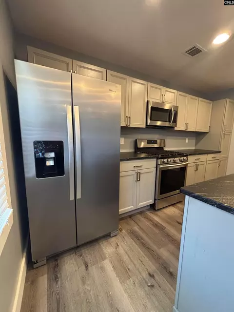 433 Caughman St, Leesville, SC 29070 photo 9
