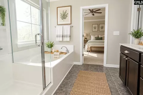 Bath - 181 Tufton Ct, Cayce, SC 29033 photo 4 of 8