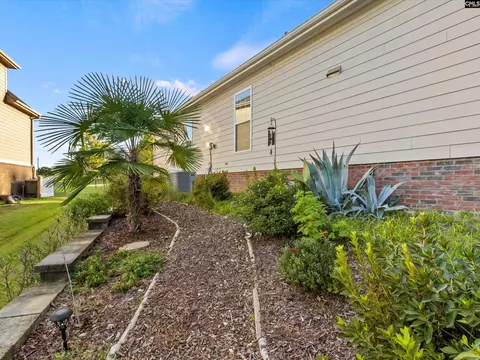 Exterior - 147 Thacher Loop, Elgin, SC 29045 photo 5 of 6