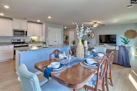 Dining - 834 Red Berry Ln, Gilbert, SC 29054 photo 2 of 3