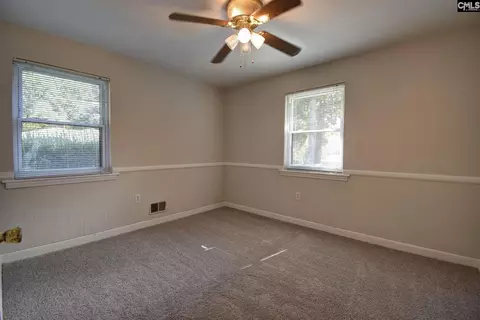 Bedroom - 949 Gabriel Rd, Cayce, SC 29033 photo 2 of 4
