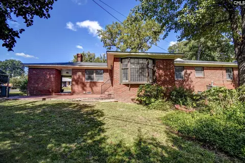 Exterior - 949 Gabriel Rd, Cayce, SC 29033 photo 7 of 10