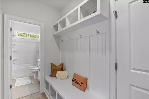 Entry Way - 527 Radnor Hunt Ct, Gilbert, SC 29054 photo 4 of 10