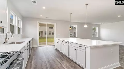 Kitchen - 638 Shining Sun Ct, Gilbert, SC 29054 photo 4 of 4