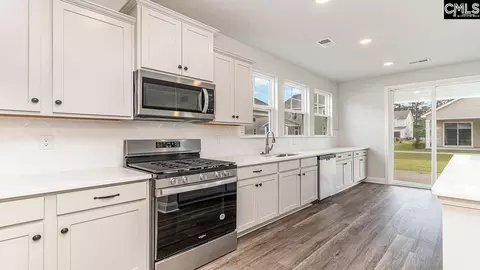 Kitchen - 638 Shining Sun Ct, Gilbert, SC 29054 photo 3 of 4